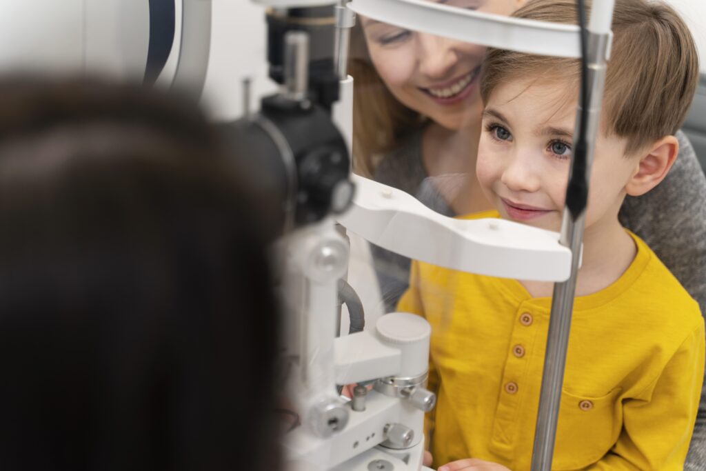 Por que seu filho deve passar por consulta com um Oftalmopediatra?